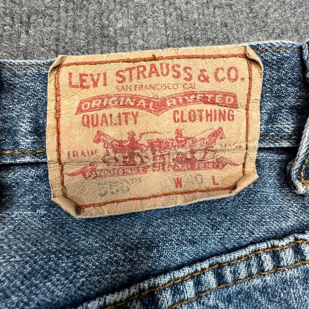 Levis size note